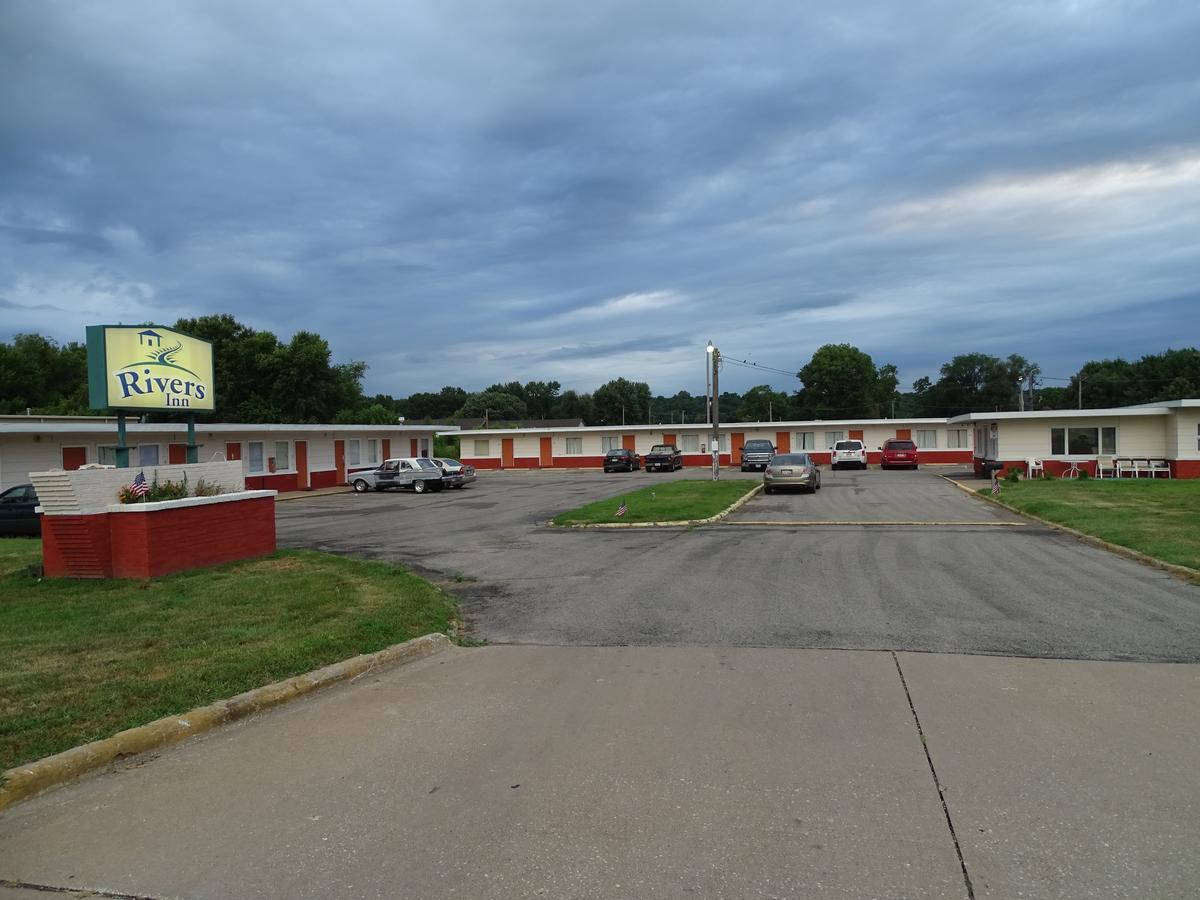 Rivers Motel 2*